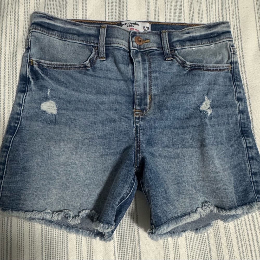 Abercrombie Kids Distressed Blue Jean Shorts - never worn!